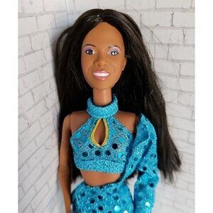 Hasbro 2001 Destiny’s Child Michelle Williams Doll Blue Outfit EUC Displayed